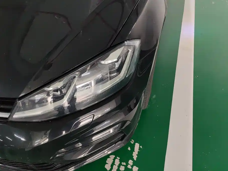 Volkswagen Golf — миниатюра 5