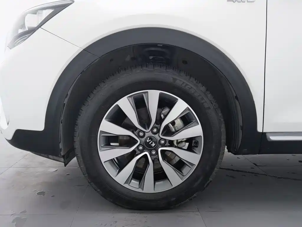Kia KX7 — миниатюра 17