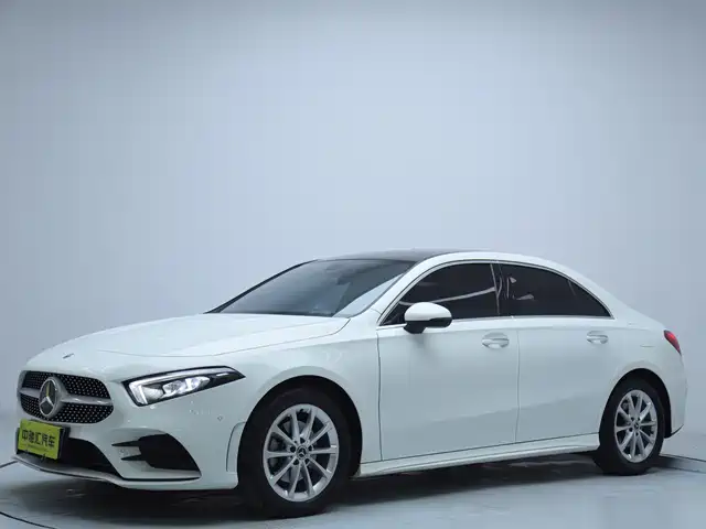 MERCEDES-BENZ A CLASS 2022