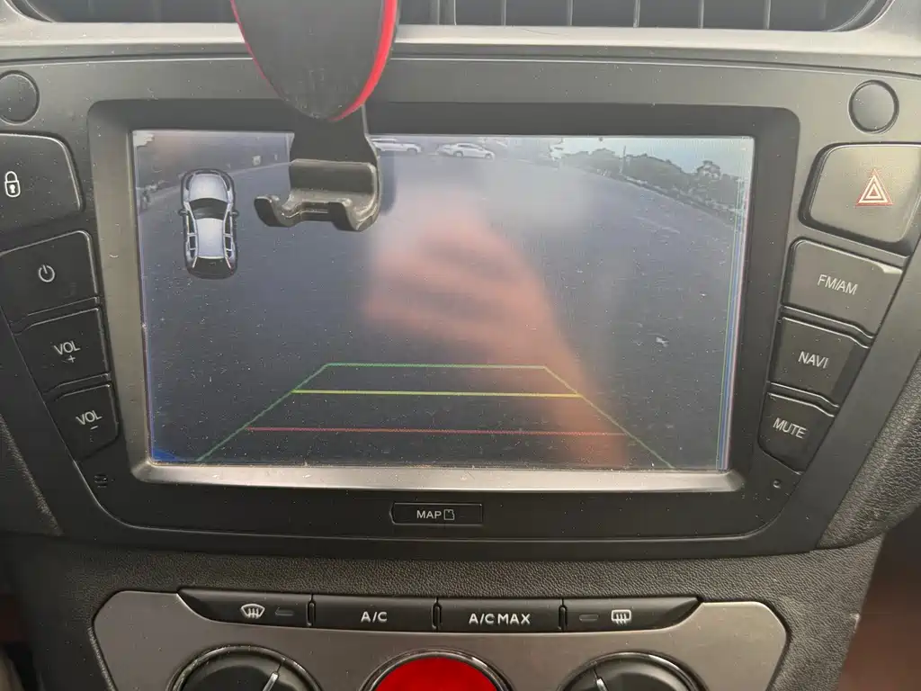 Peugeot 301 1.6L Auto Premium Edition, фото 13