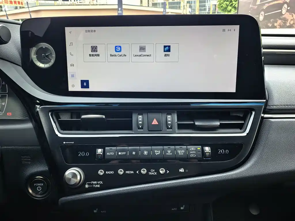 Lexus ES — миниатюра 16