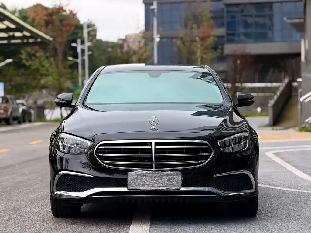 Mercedes-Benz E-Class E 2022 E 300 L Fashion