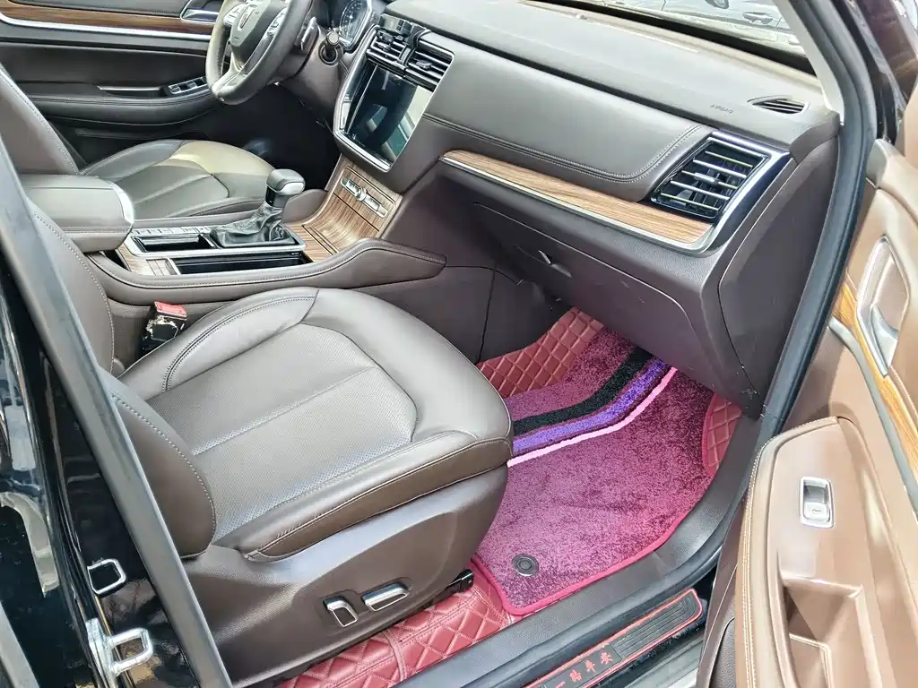 Roewe RX8 — миниатюра 8