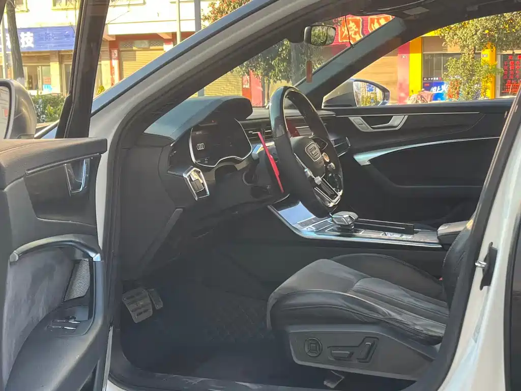 Audi A6L 2019 40 TFSI Luxury