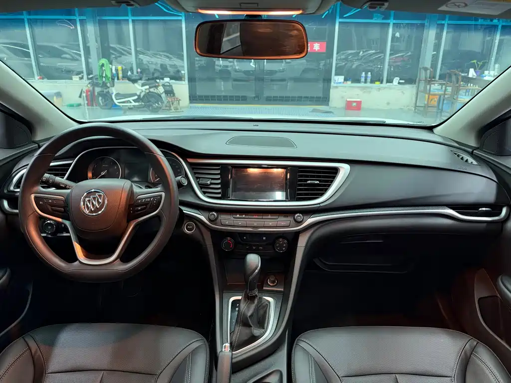 Buick Excelle — миниатюра 7