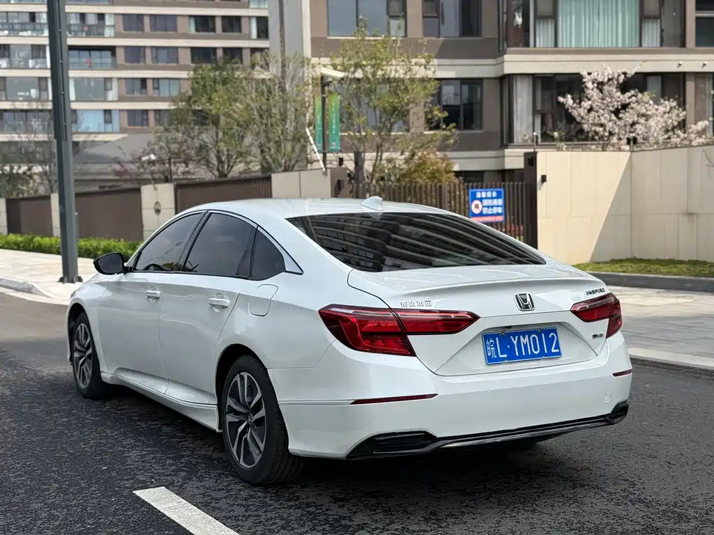 Honda Inspire 2022 2.0L