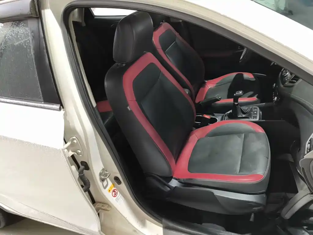 Changan Eado XT — миниатюра 25