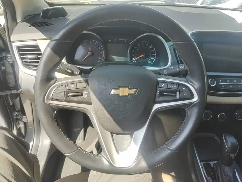 Chevrolet Monza — миниатюра 11