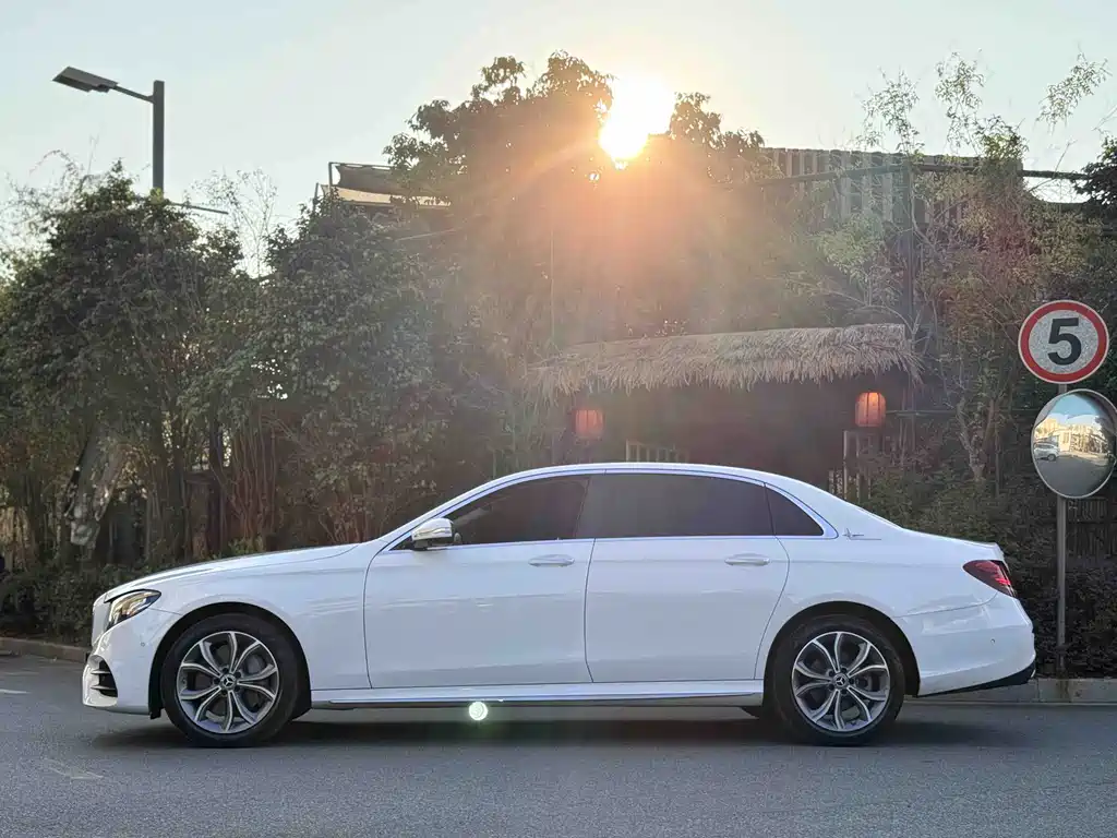 Mercedes-Benz E-Class E 2020 E 300 L Sport Fashion
