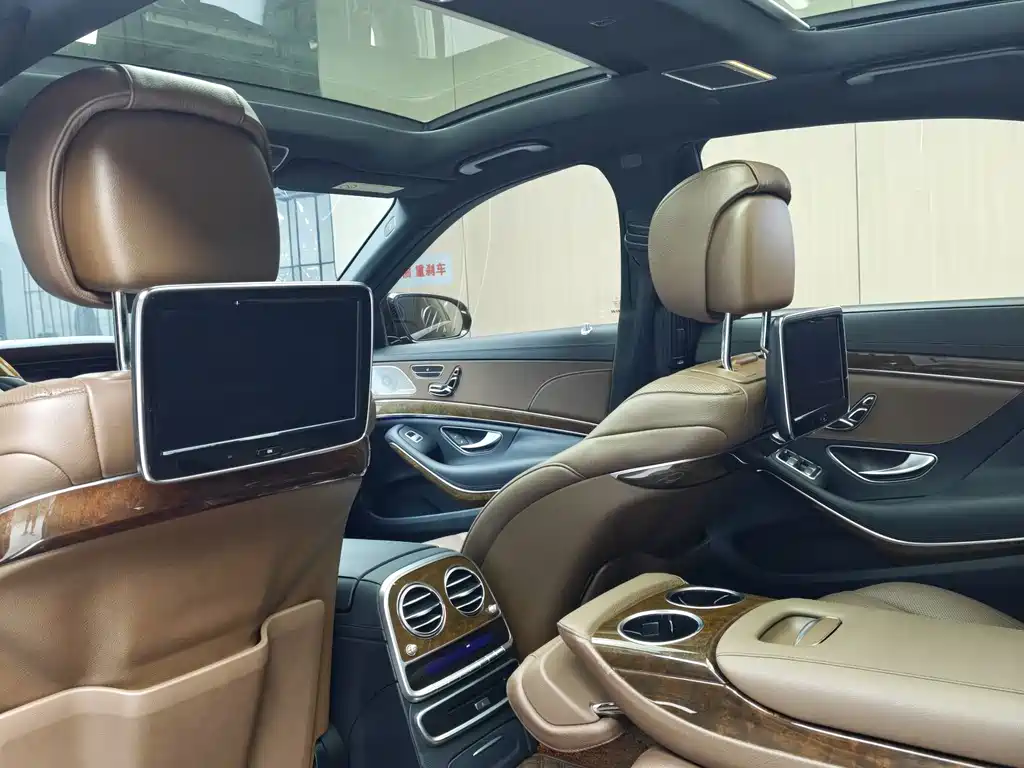Mercedes-Benz S-Class — миниатюра 5