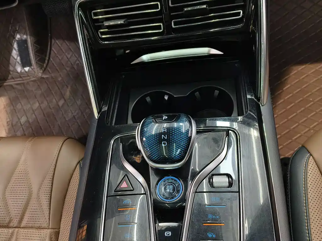 BYD Tang 2021 DM-i 112KM Luxury