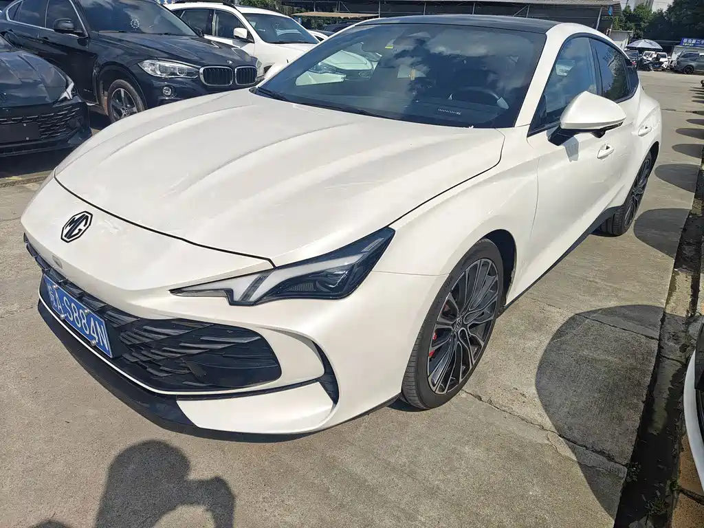MG MG7