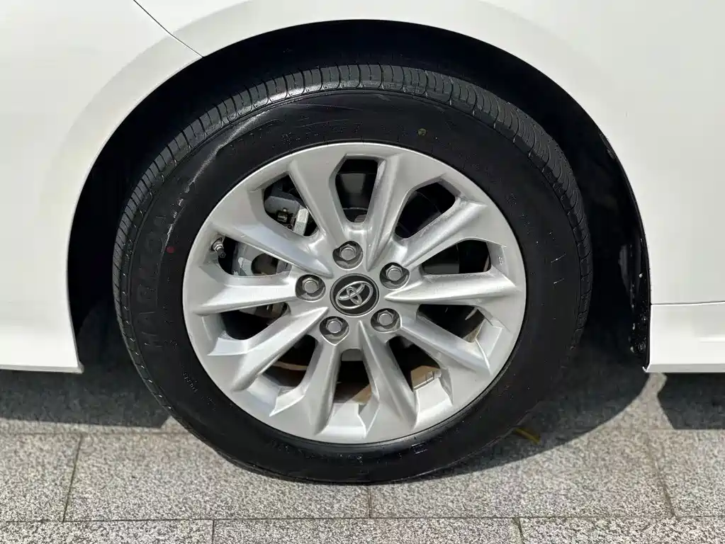 Toyota Corolla — миниатюра 16