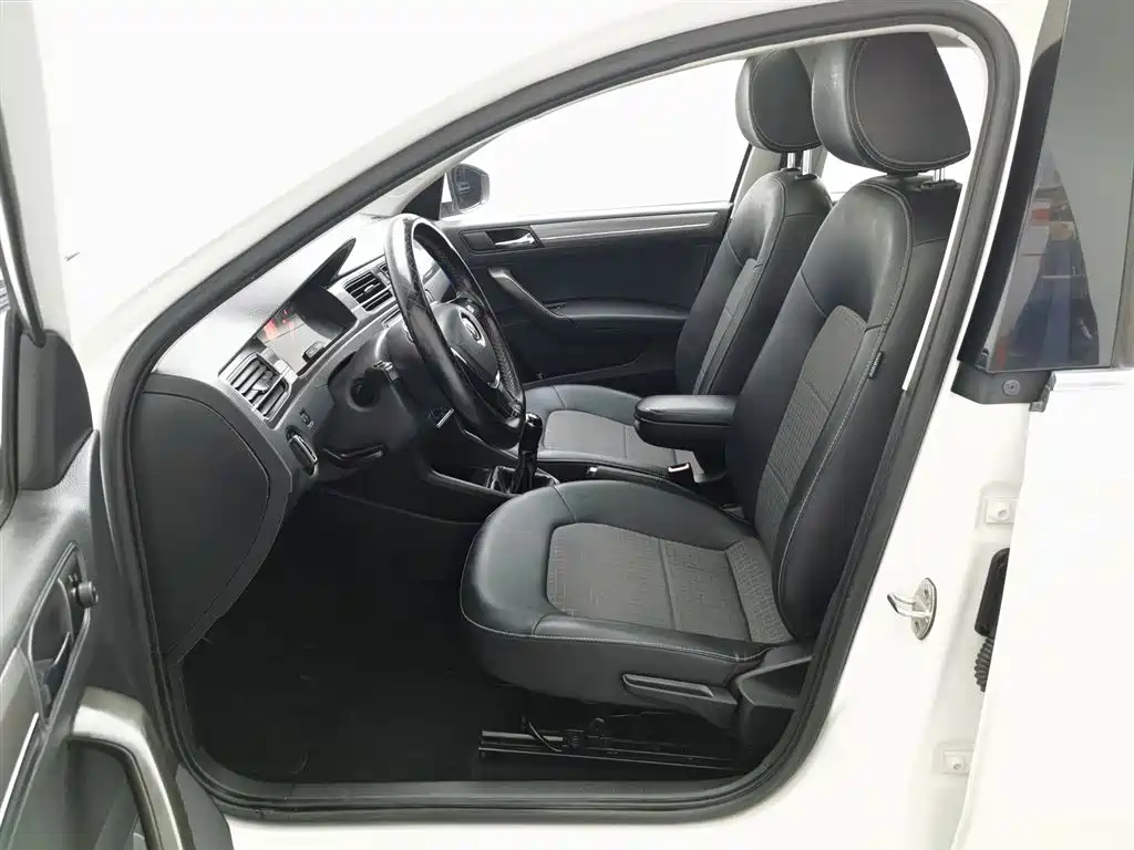 Volkswagen Santana 2018 1.5L MT Comfort