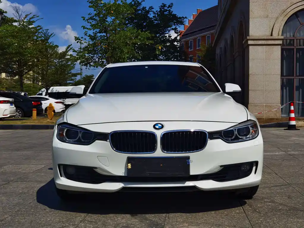 BMW 3 Series — миниатюра 2