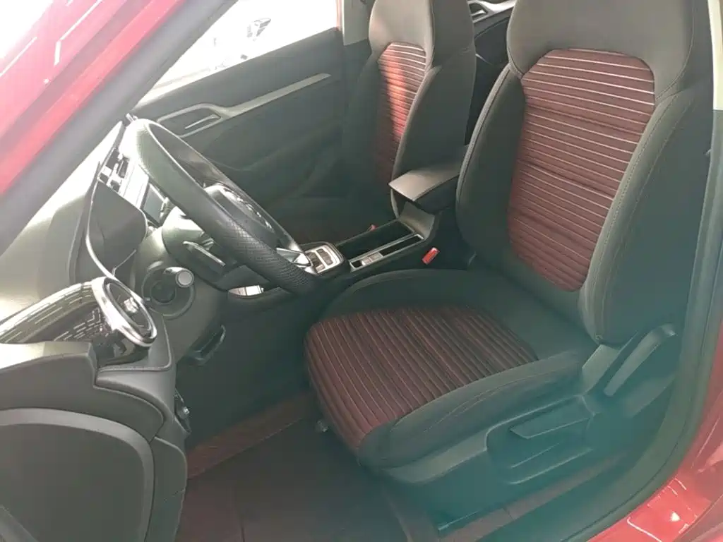 MG MG6 — миниатюра 15