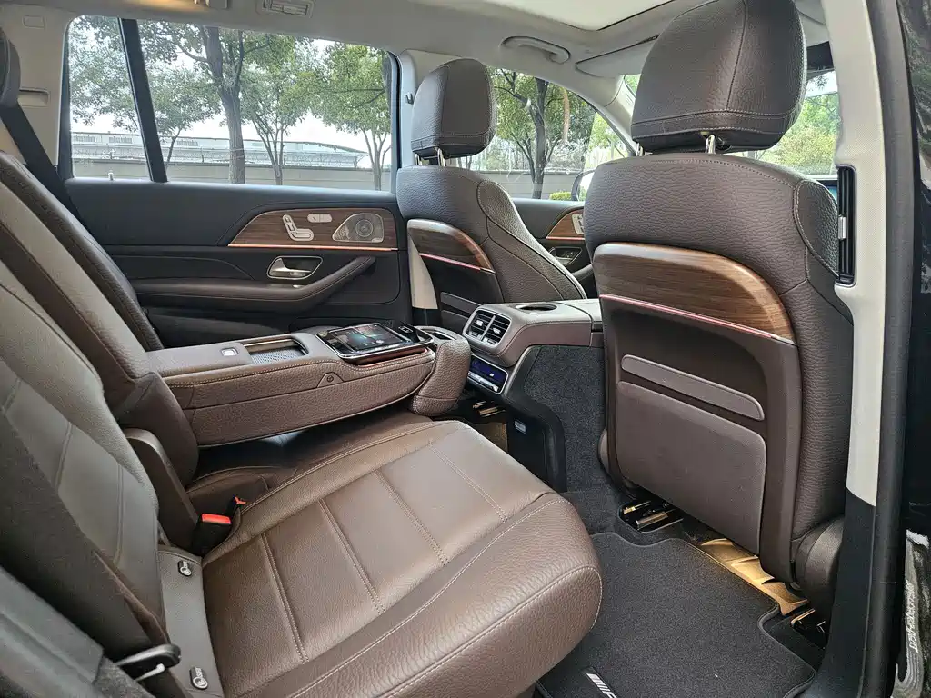 Mercedes-Benz GLS 2023 — фото 9