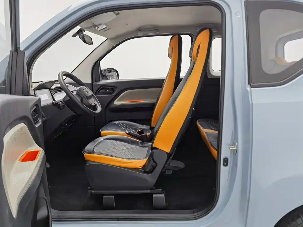 Wuling MINIEV — миниатюра 10