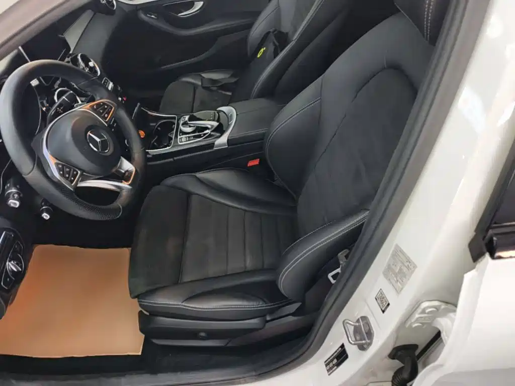Mercedes-Benz C-Class — миниатюра 15