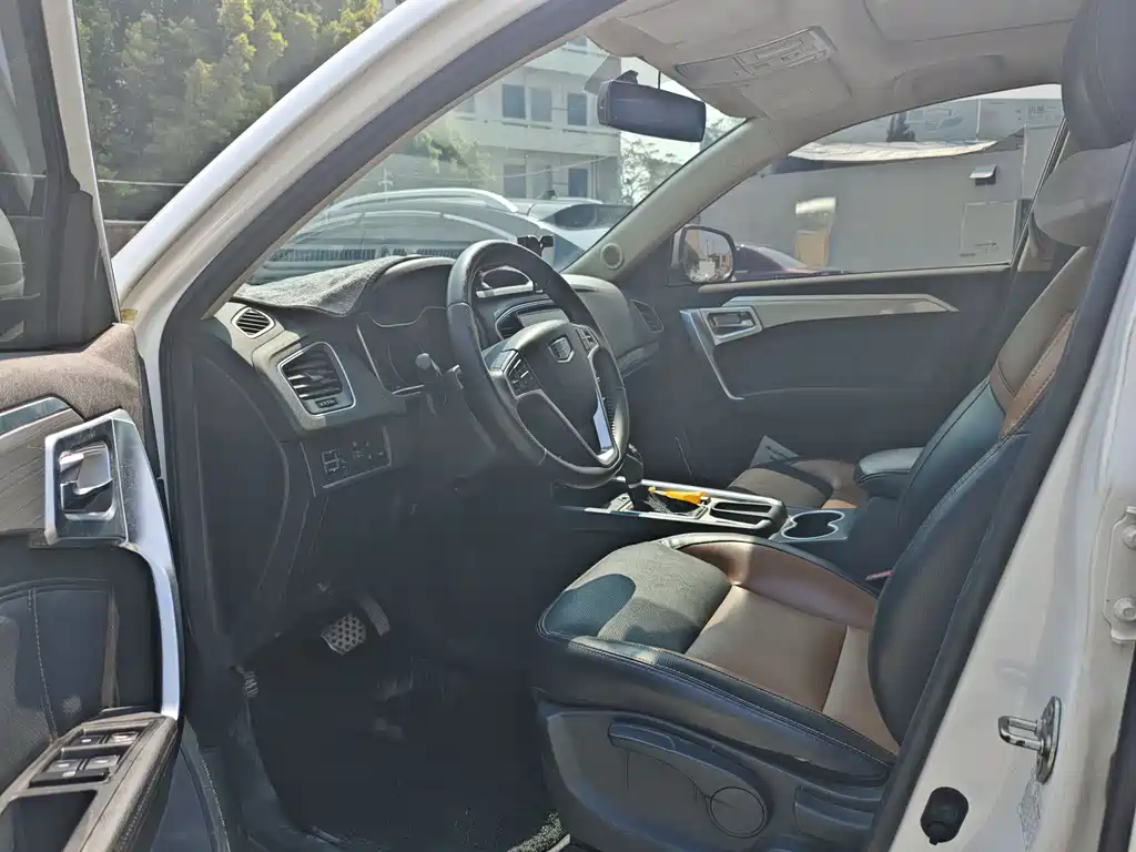 GEELY AUTOMOBILE VISION X6