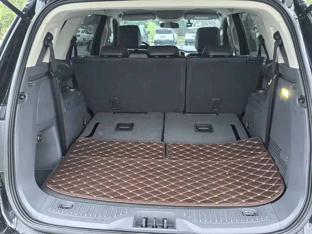 Ford Everest — миниатюра 13