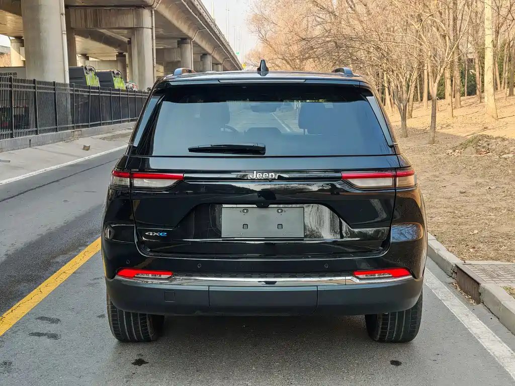 JEEP GRAND CHEROKEE 4XE