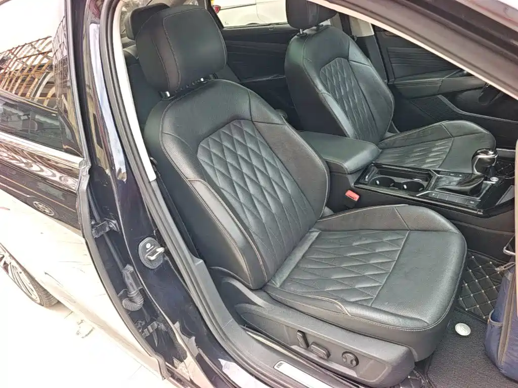 Volkswagen Passat — миниатюра 25