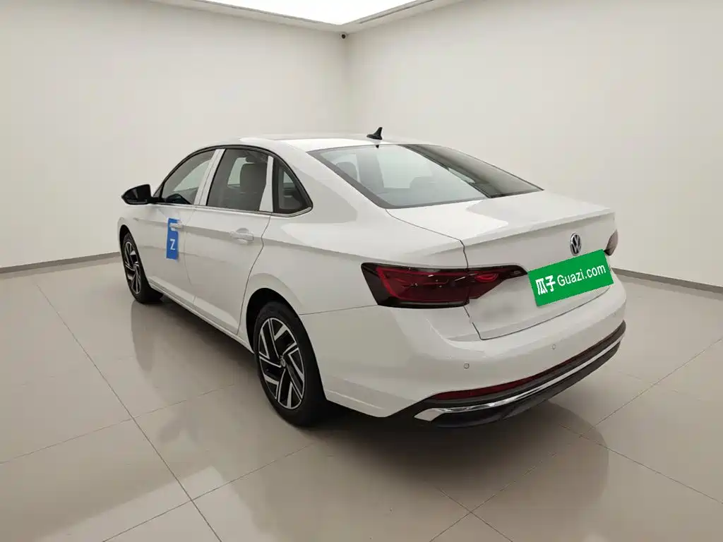 Volkswagen Sagitar 2026 3000 300TSI DSG