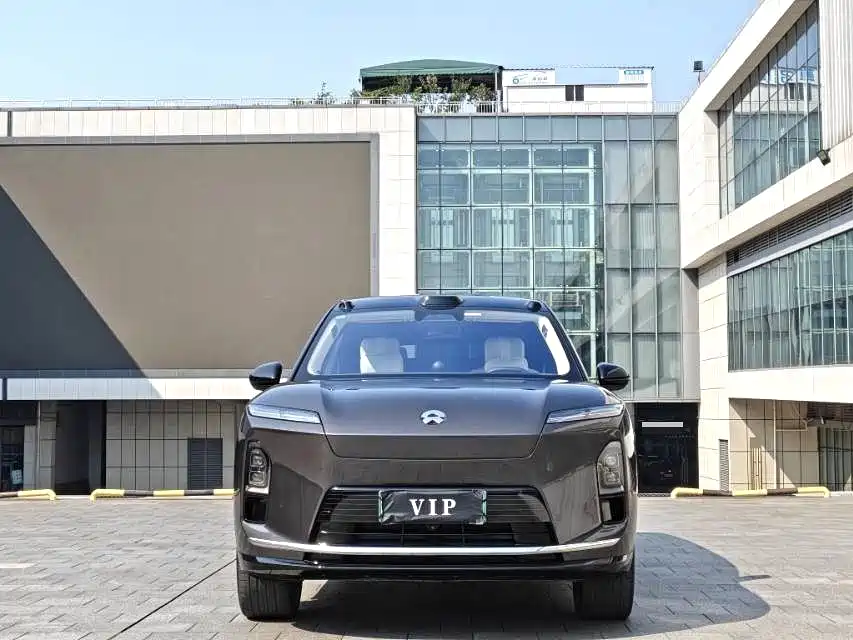 NIO ES8 — миниатюра 2