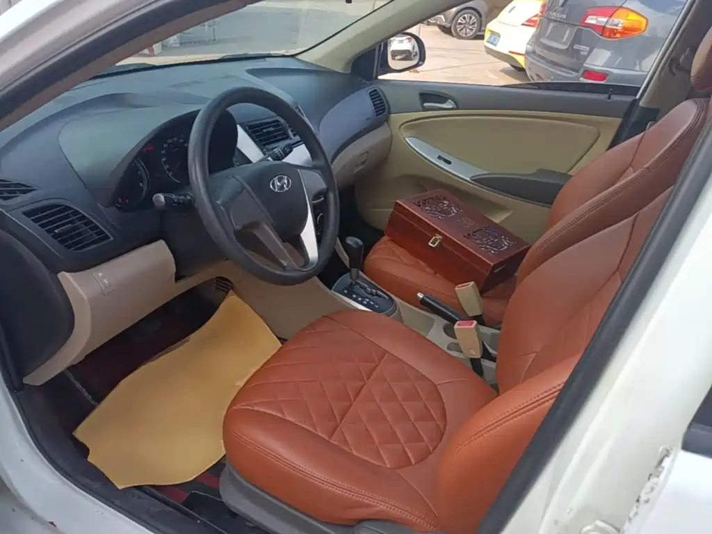 Hyundai Verna — миниатюра 15