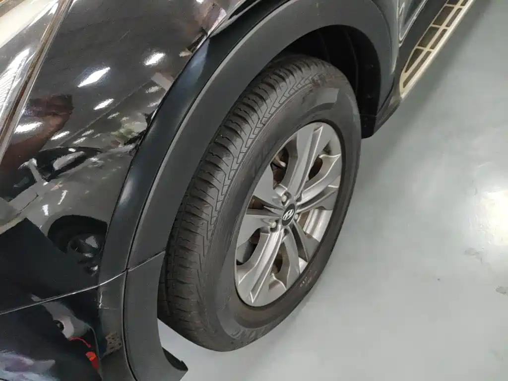 Hyundai Santa Fe — миниатюра 23