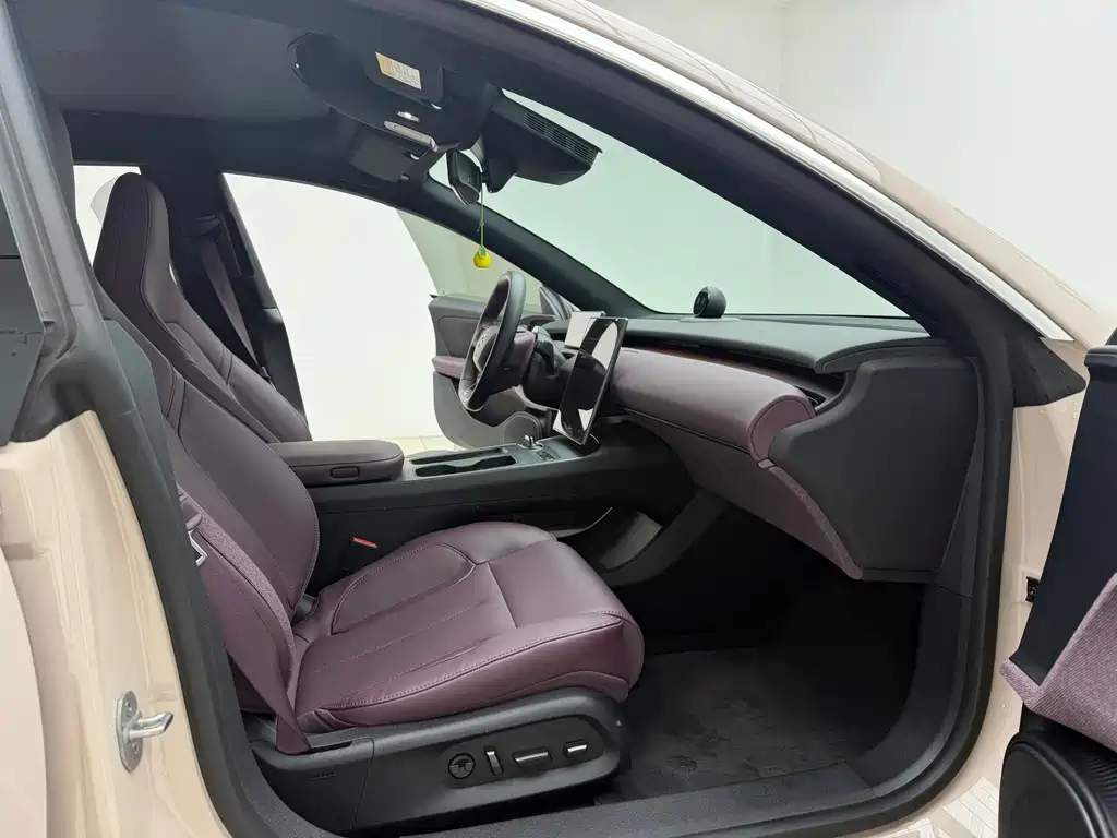 NIO ET5 — миниатюра 8