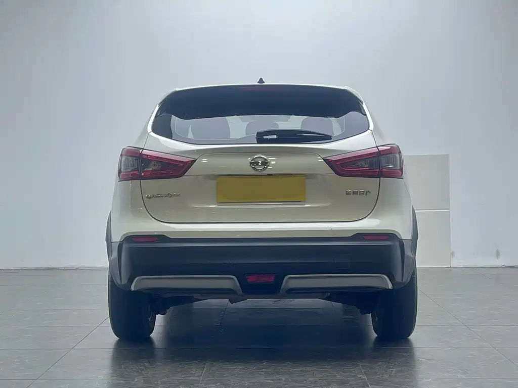 Nissan Qashqai — миниатюра 5