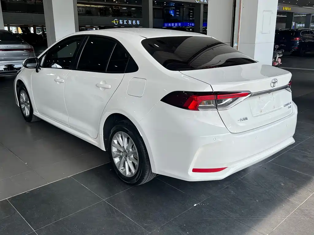 Toyota Corolla — миниатюра 9