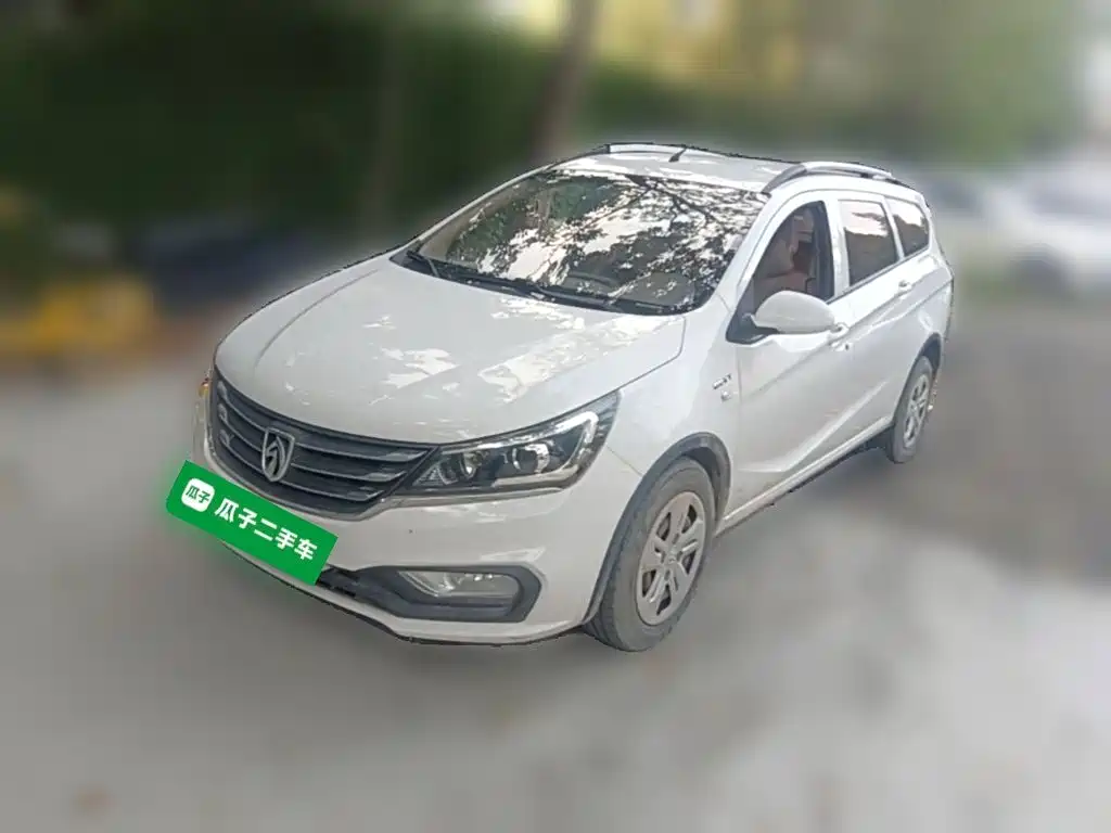 Baojun 310W 2017 1.5L MT Comfort V