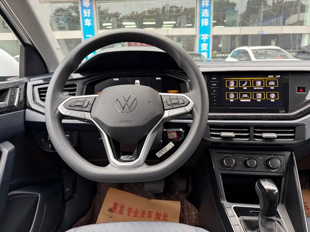 Volkswagen Lavida — миниатюра 13