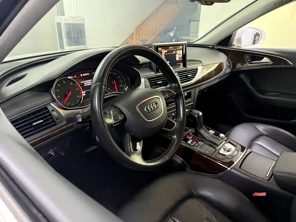 Audi A6L — миниатюра 9