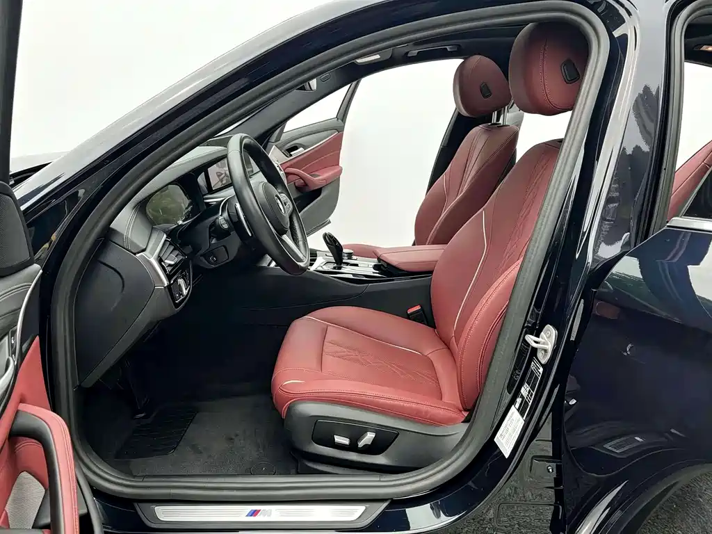 BMW 5 Series — миниатюра 4