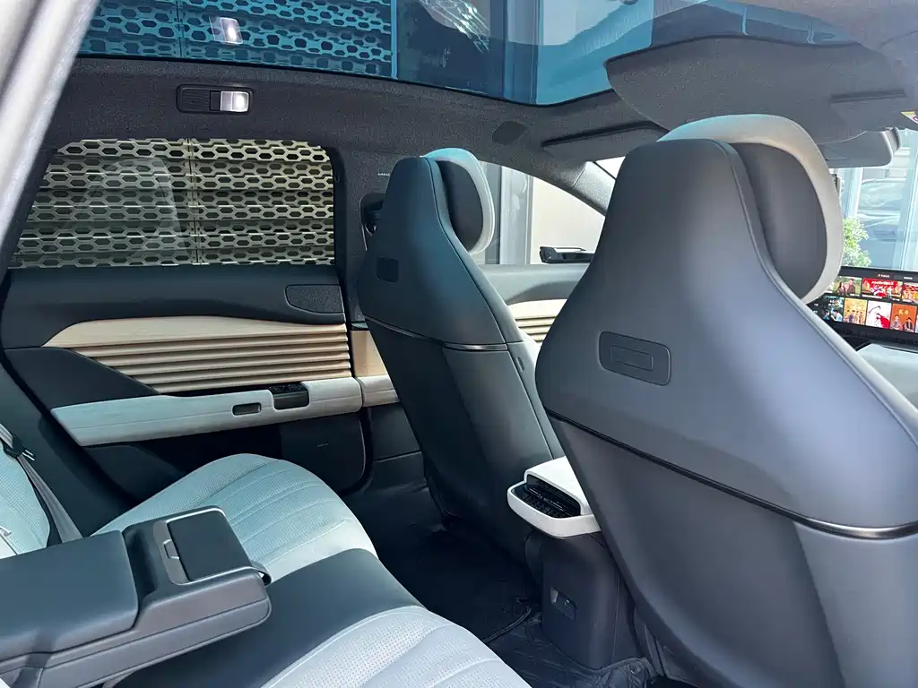 Audi E5 Sportback — миниатюра 33