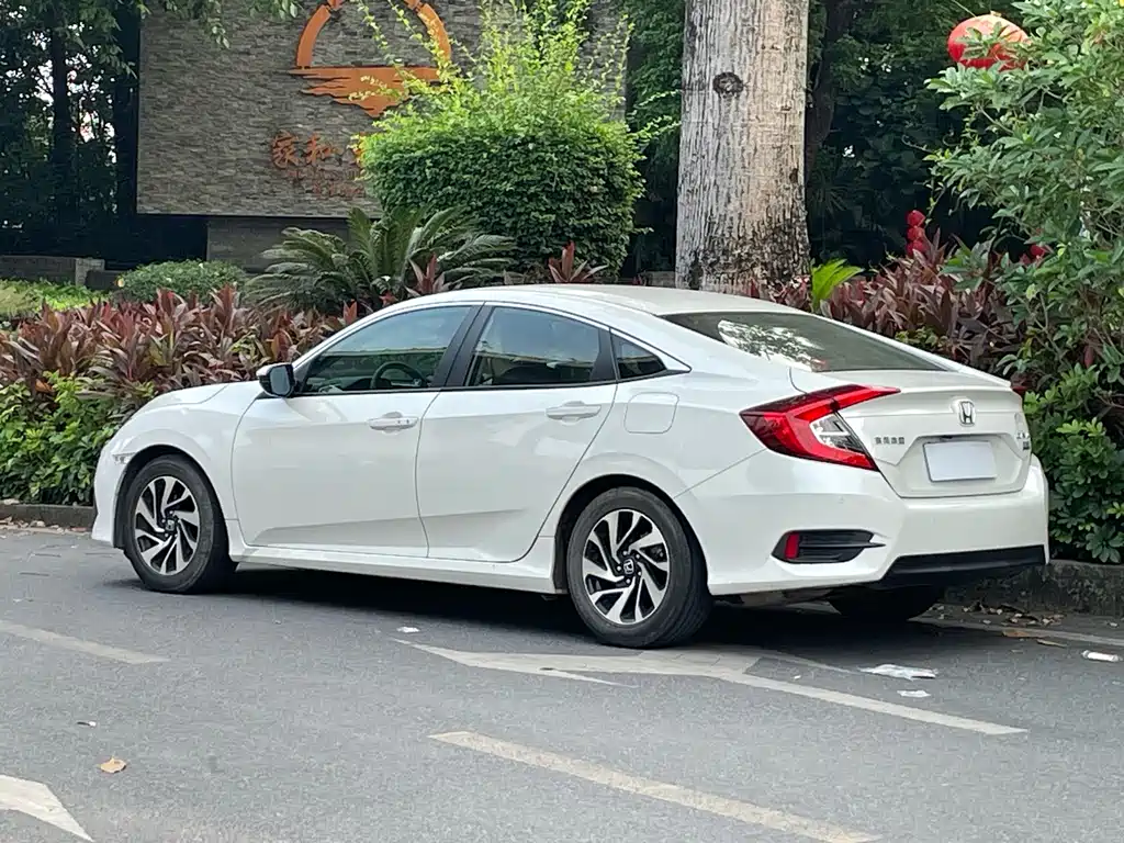 Honda Civic — миниатюра 3