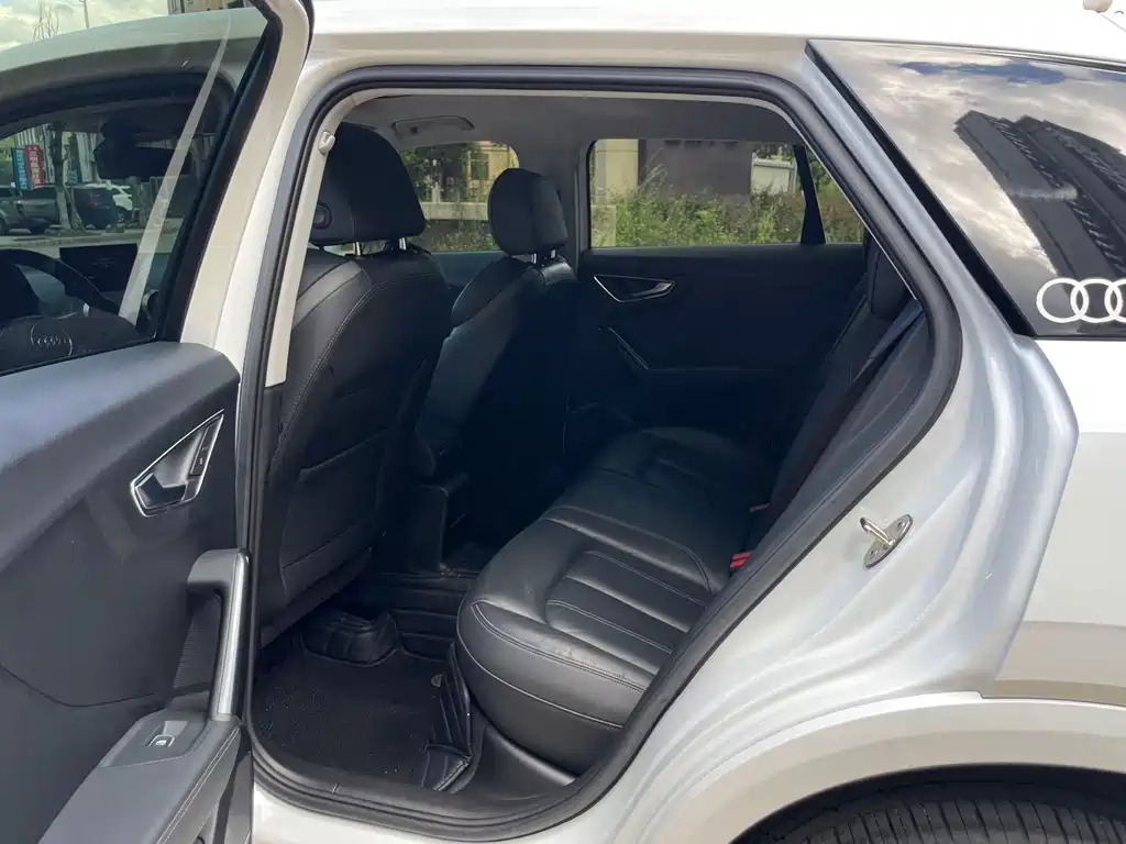 Audi Q2L — миниатюра 6