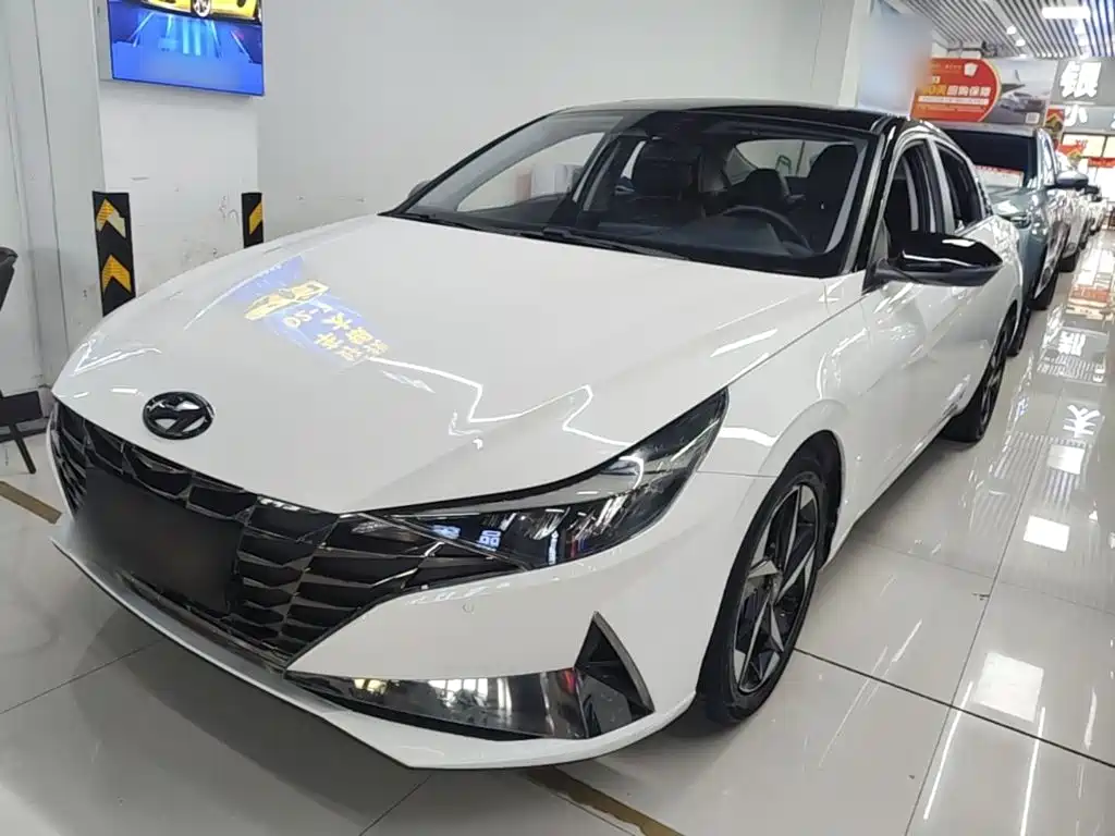 Hyundai Elantra — миниатюра 2