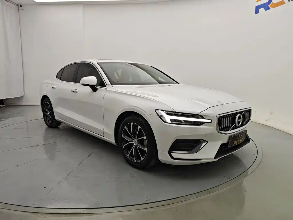 Volvo S60 — миниатюра 4