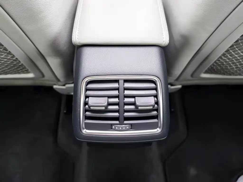 Audi Q3 — миниатюра 8