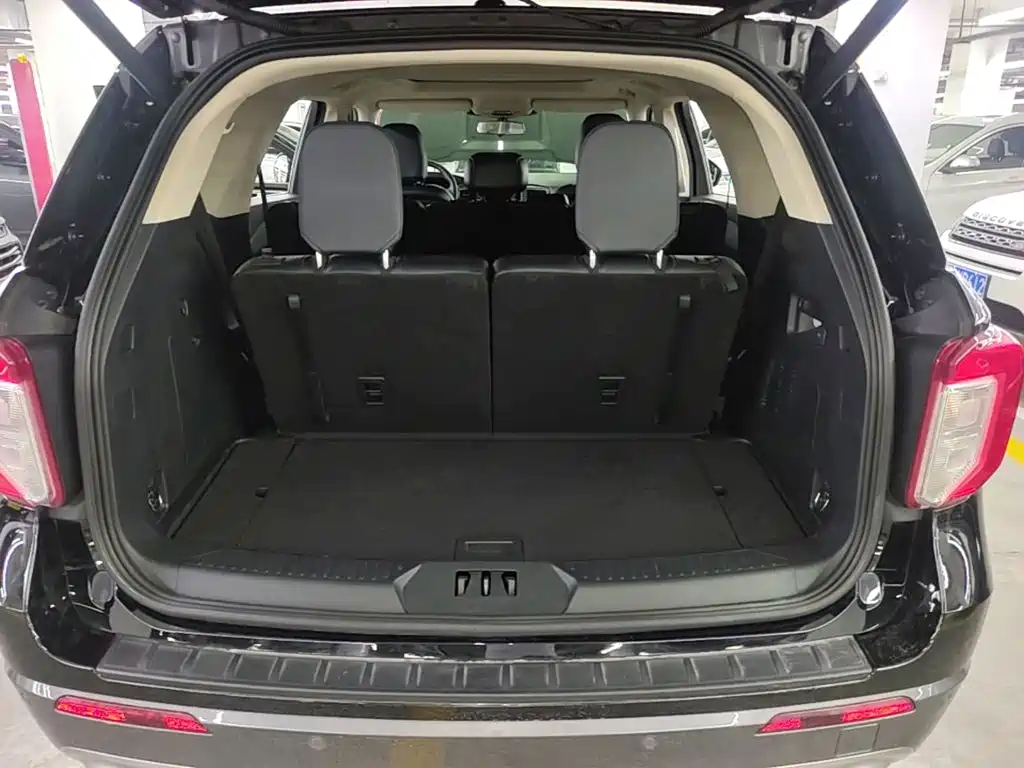 Ford Explorer — миниатюра 19