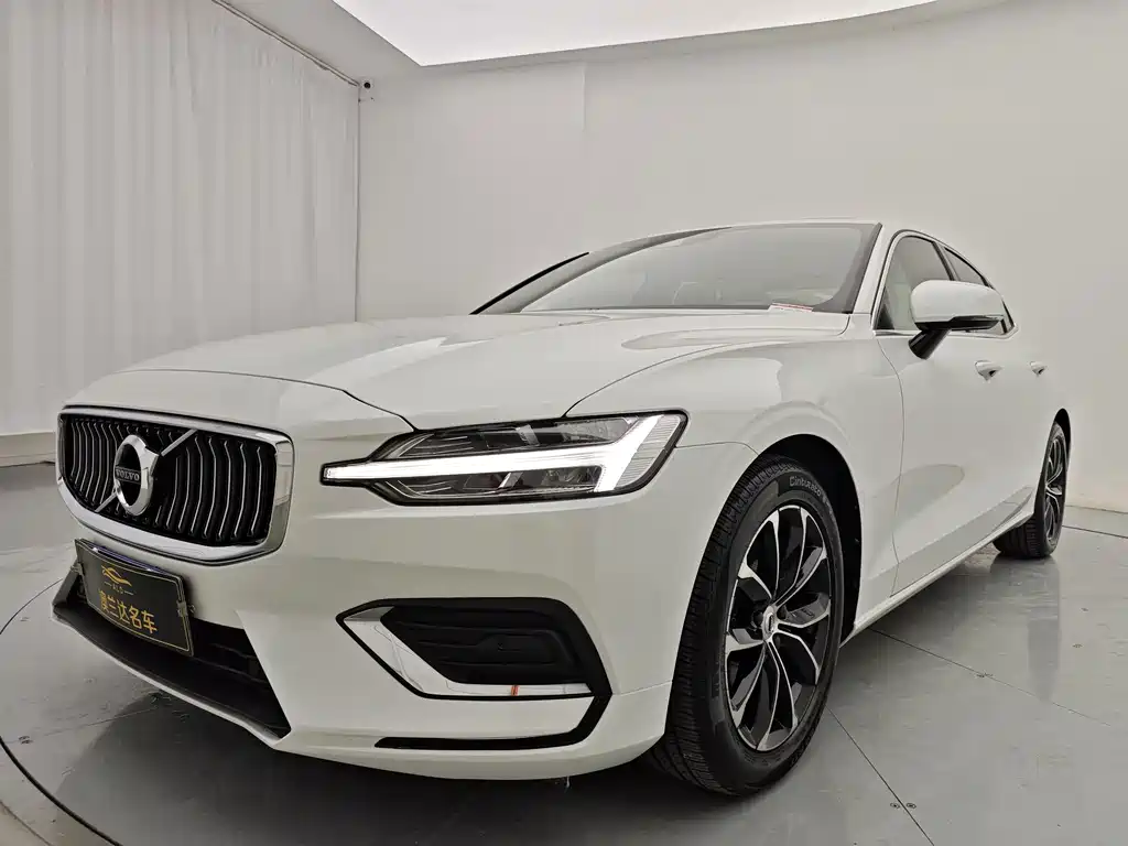 Volvo S60 — миниатюра 2