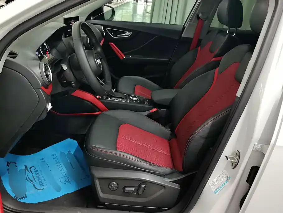 Audi Q2L — миниатюра 9