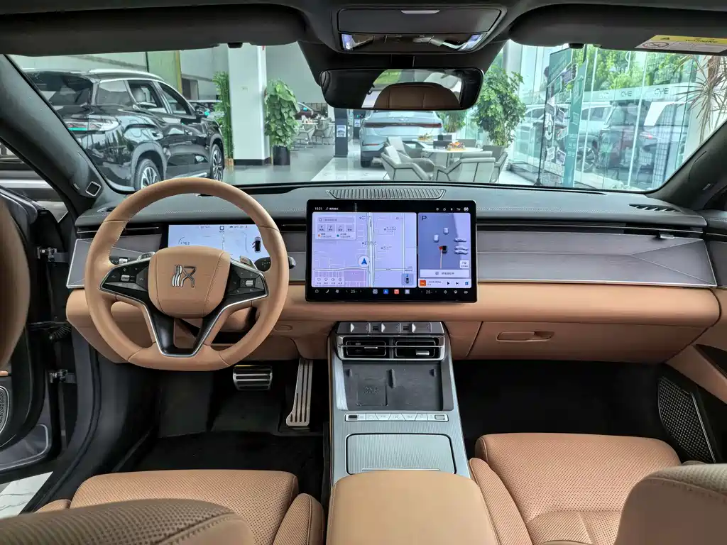 BYD Han L 2025 EV Flagship