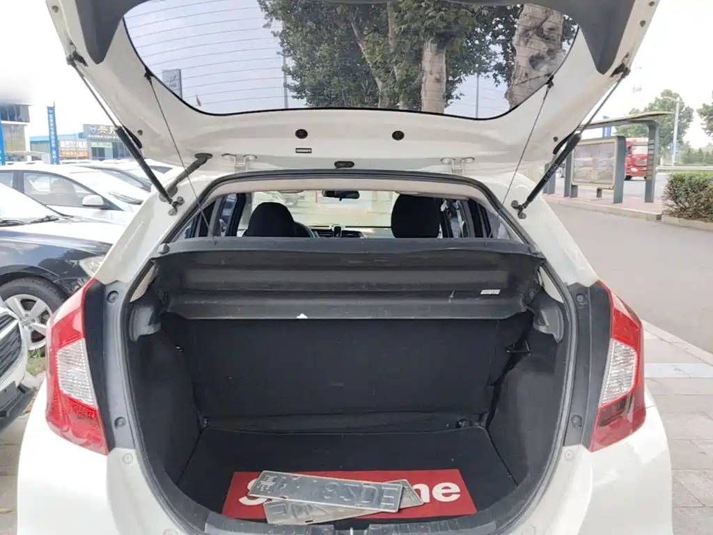 Honda Fit — миниатюра 19