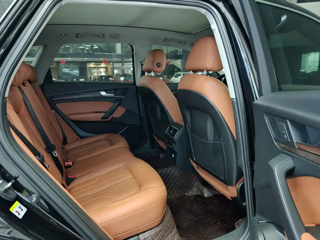 Audi Q5L — миниатюра 19